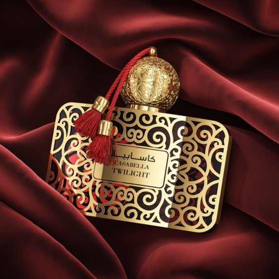 Luxury unisex perfume with warm oriental notes. Long-lasting scent, elegant design and perfect for day or night wear. Premium fragrance by Le Chameau.