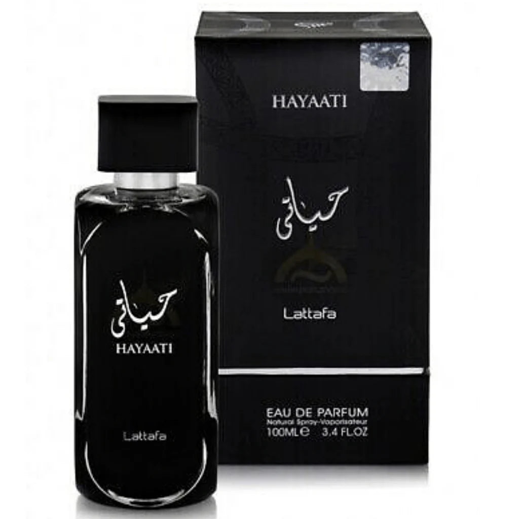 Lattafa Hayaati 100 ml Eau de Parfum – apple bergamot cinnamon woodsy notes musk vanilla men’s fragrance bottle on white background
